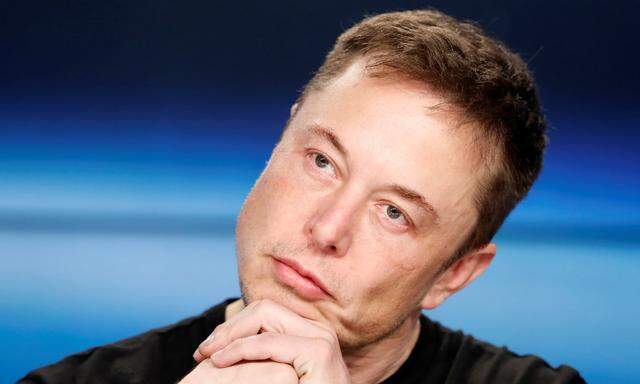 Tesla-Gründer Elon Musk will Kritikern den Wind aus den Segeln nehmen. 