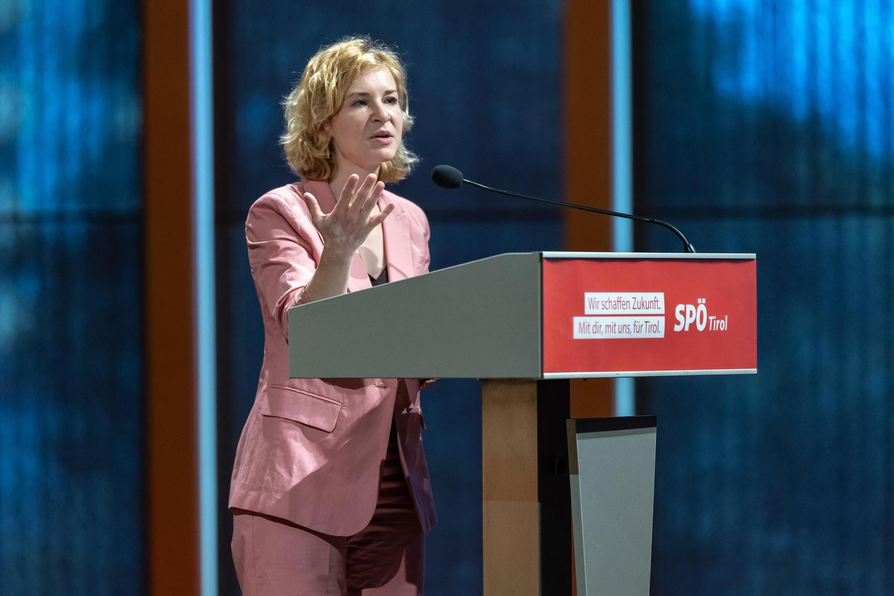 Gewaltschutz: Holzleitner warnt vor „blindem Fleck“ Islamismus