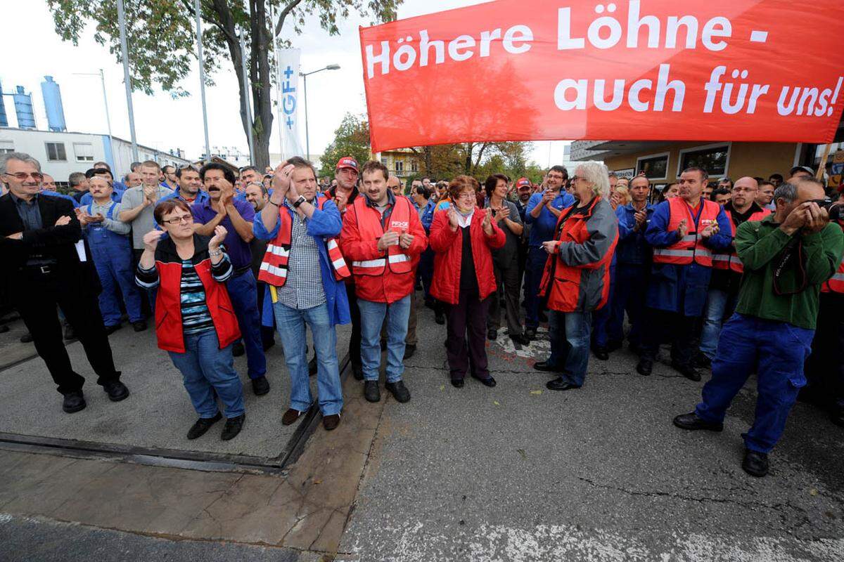 In mehr als 150 Unternehmen von Andritz über MAN und Magna bis zur Voestalpine hat es bereits am Donnerstag Warnstreiks oder Betriebsversammlungen gegeben.