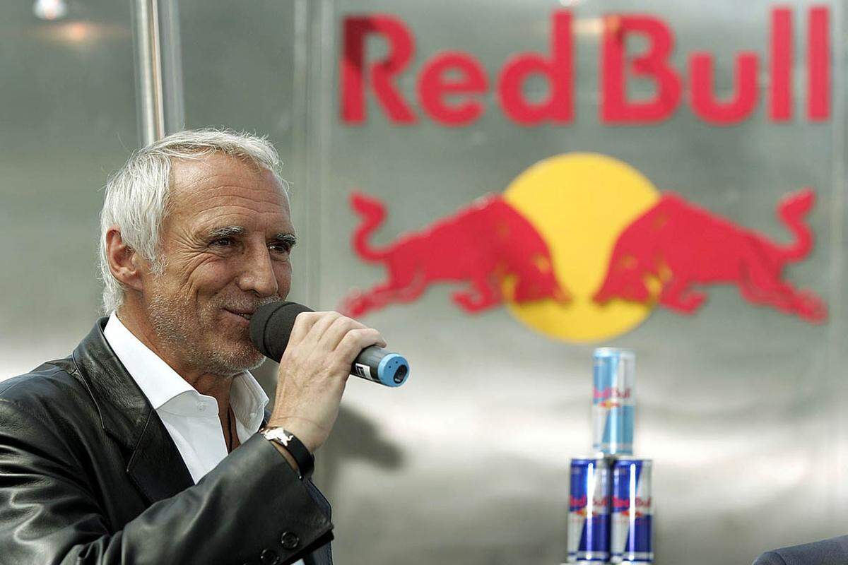 Der Energydrink-Produzent musste sich kein Wettrennen um Rang 1 liefern: Mit 13,929 Milliarden Euro wird Red Bull fast vieri Mal so hoch bewertet wie Swarovski. Im weltweiten "BrandZ Top 100 Ranking" ist Red Bull übrigens als einziges österreichisches Unternehmen vertreten - aktuell auf Platz 80.