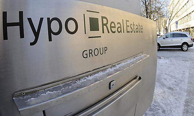 Das Logo des angeschlagenen Immobilienfinanzierers Hypo Real Estate (HRE)