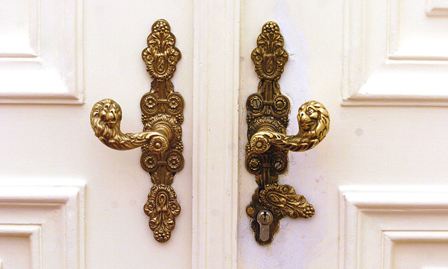 Widerstand gegen Ministerien Fusion