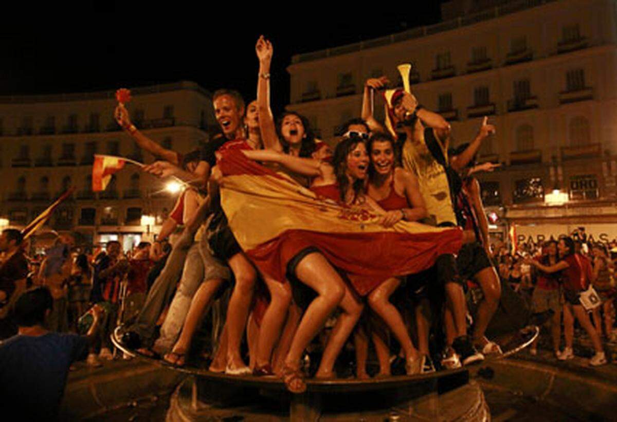 Spanien heißt der Gewinner der Fußball-WM 2010. Nach dem Finalerfolg über die Niederlande herrschte im ganzen Land Ausnahmezustand.