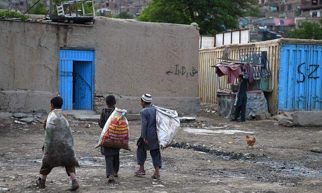 AFGHANISTAN-ENVIRONMENT-PLASTIC