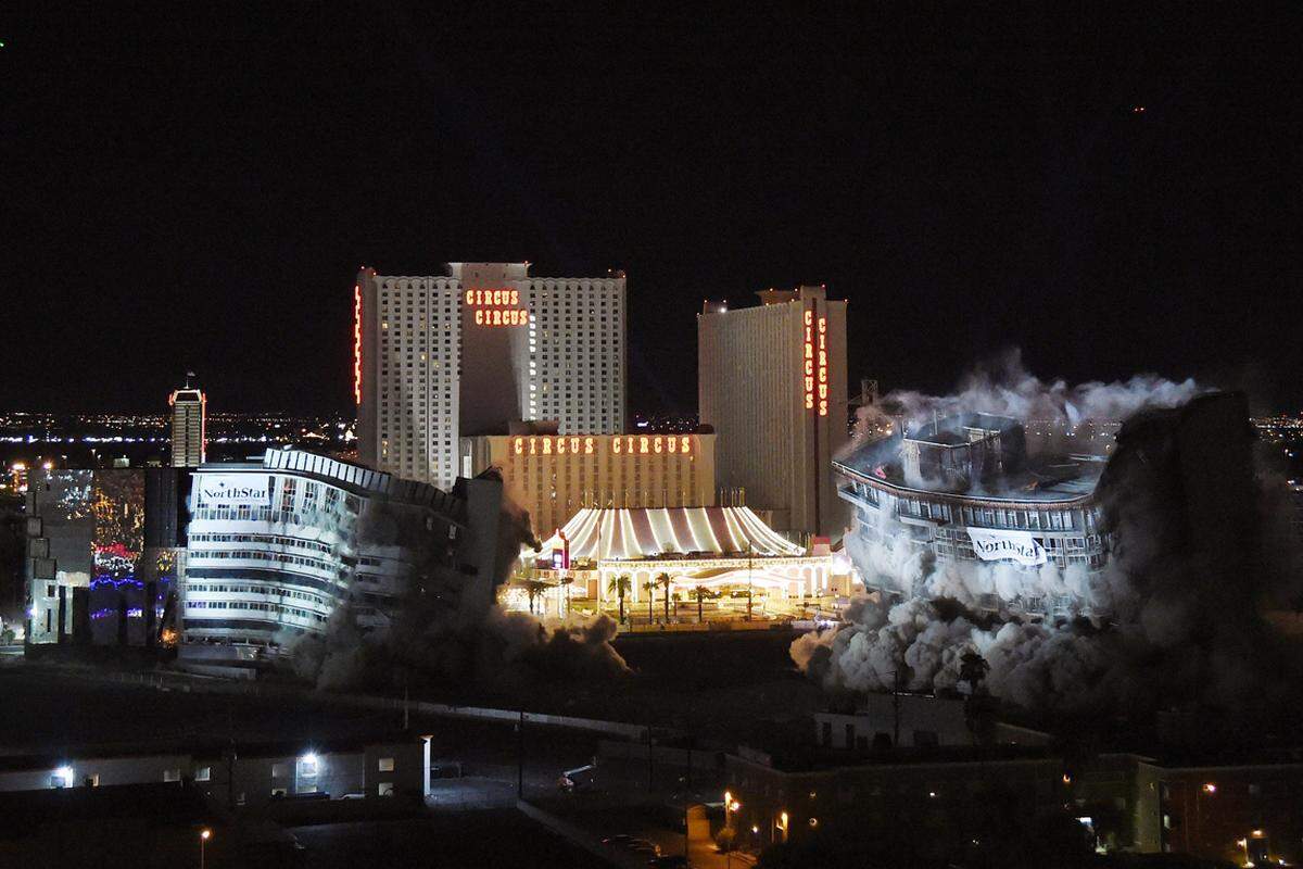 Bei seiner Eröffnung im Jahr 1955 zählte "The Riv", wie der Komplex auch genannt wurde, zu den größten Spielcasinos an der Flaniermeile von Las Vegas.