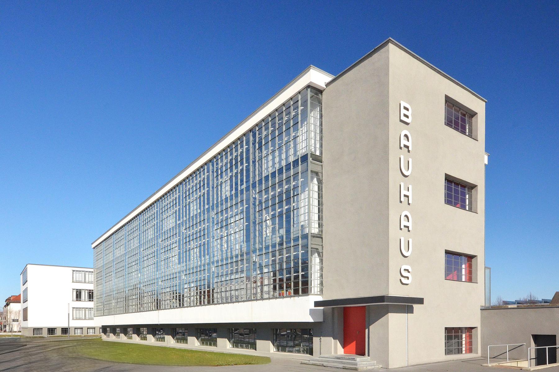 Bauhaus-Stadt Dessau: Funktionalismus trifft auf Unterhaltungswert [premium]