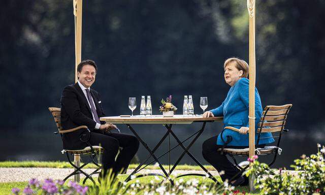 Conte und Merkel auf Schloss Meseberg