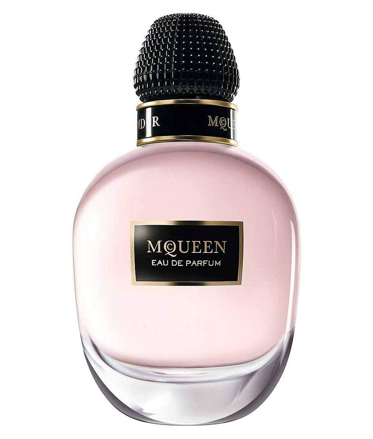 Ein schwerer, weißer Blumenduft mit dominanter Tuberose ist "McQueen" von Alexander McQueen, 75 ml Eau de Parfum um 125 Euro.