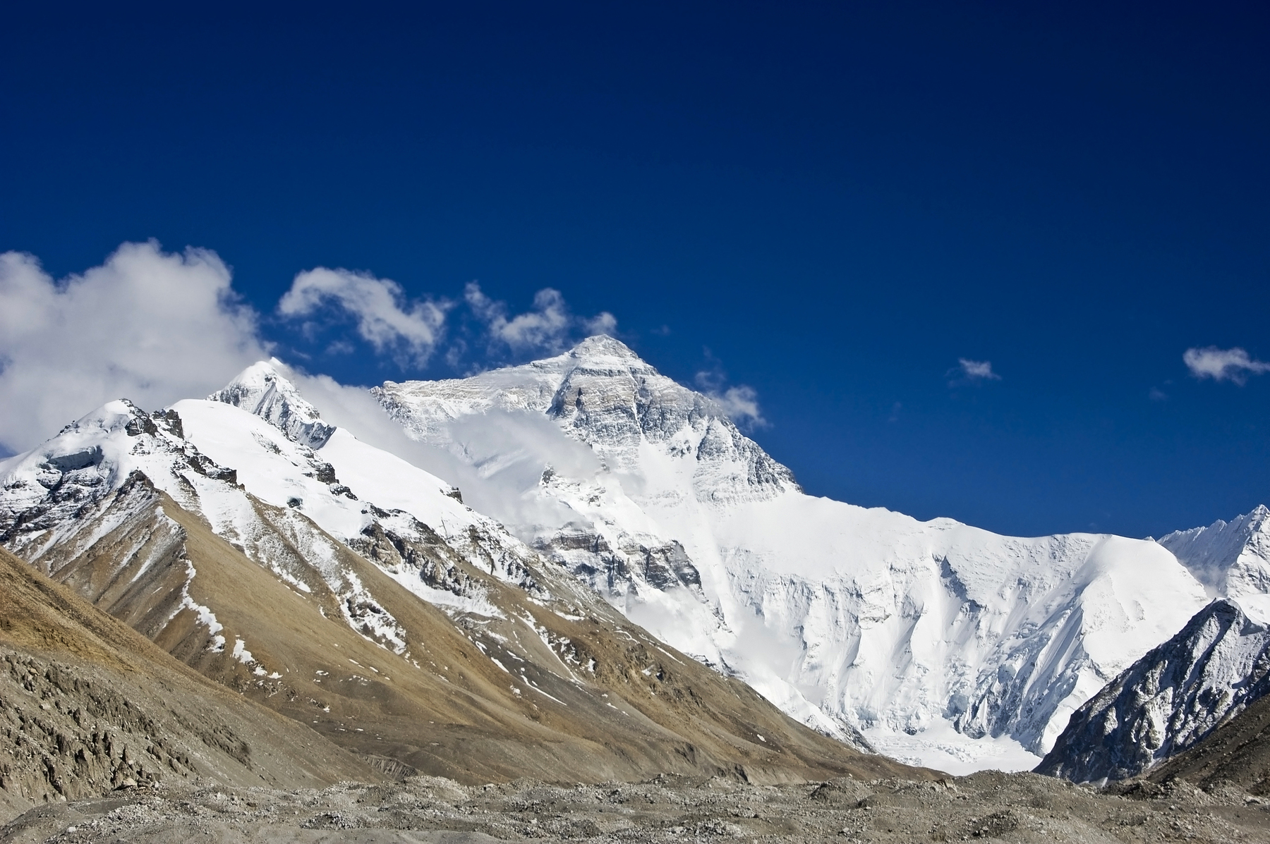 US-Läufer erklimmt Mount Everest in unter zehn Stunden