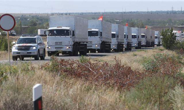 ITAR TASS ROSTOV ON DON REGION RUSSIA AUGUST 17 2014 Truck convoy carrying humanitarian aid for