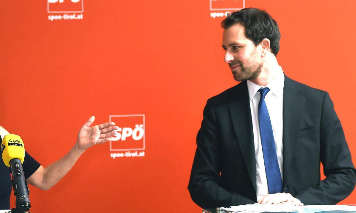 "Ich will mir die Landesrätin nicht in der Horizontalen vorstellen." ... muss sie sich mit dem designierten Tiroler SPÖ-Chef Georg Dornauer herumschlagen.