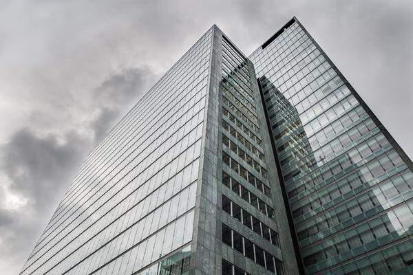 Der Ares Tower von HNP Architects ist in der Donau-City-Straße zu besichtigen. Der Büroturm
