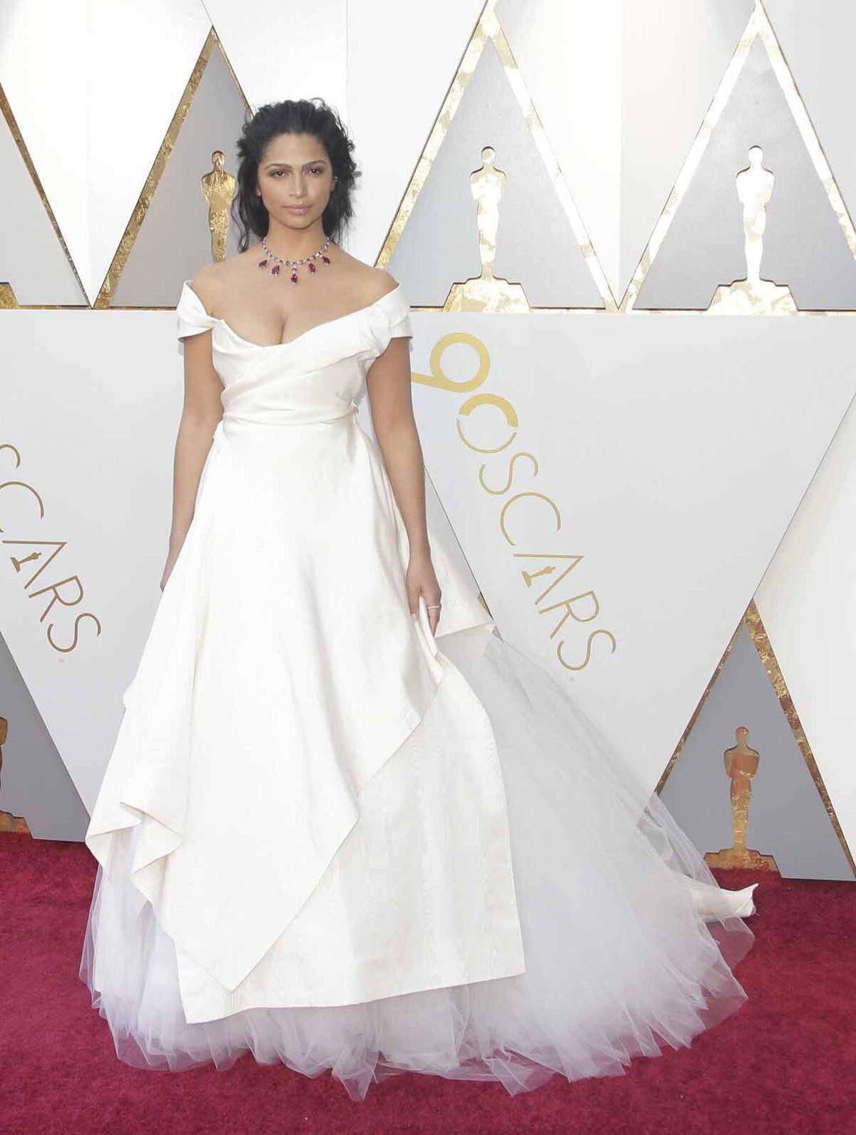 Camila Alves erinnerte in Vivienne Westwood an eine Braut.