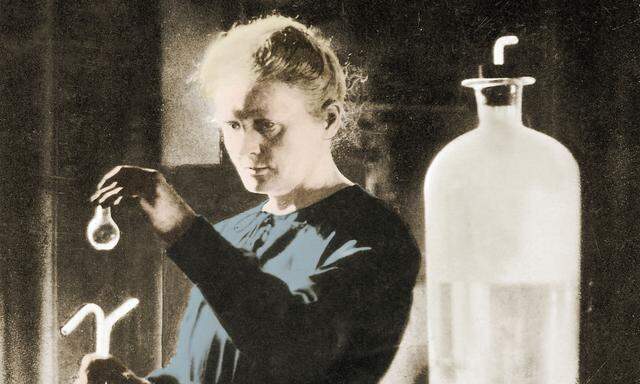 Marie Curie, Polish-French Physicist