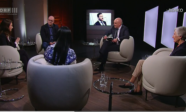 Madlen Stottmeyer, Leonhard dobusch, Cornelia Wesenauer, Wolfang Geier und Irmgard Griss im Studio. 