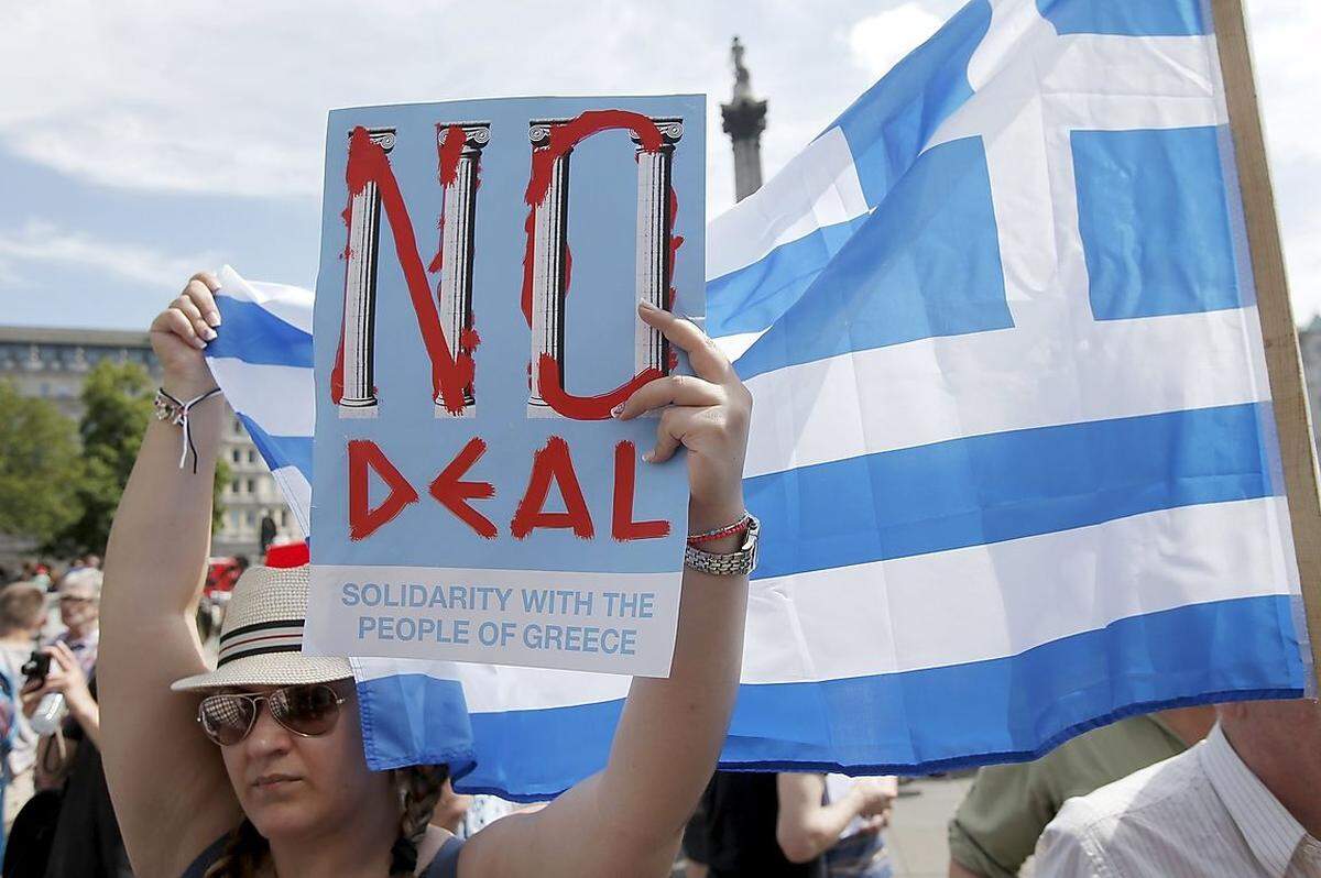 Nicht nur in Griechenland, auch in anderen europäischen Ländern gingen die Menschen am Samstag noch einmal auf die Straße, um gegen die Sparvorgaben der Gläubiger zu protestieren. Etwa im EU-kritischen Großbritannien ...