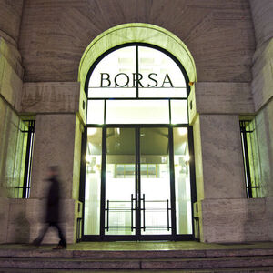 An der Mailänder Börse geht zunehmend die Angst um.