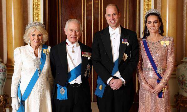Camilla, Charles, William und Catherine zeigen eine geschlossene Einheit. 