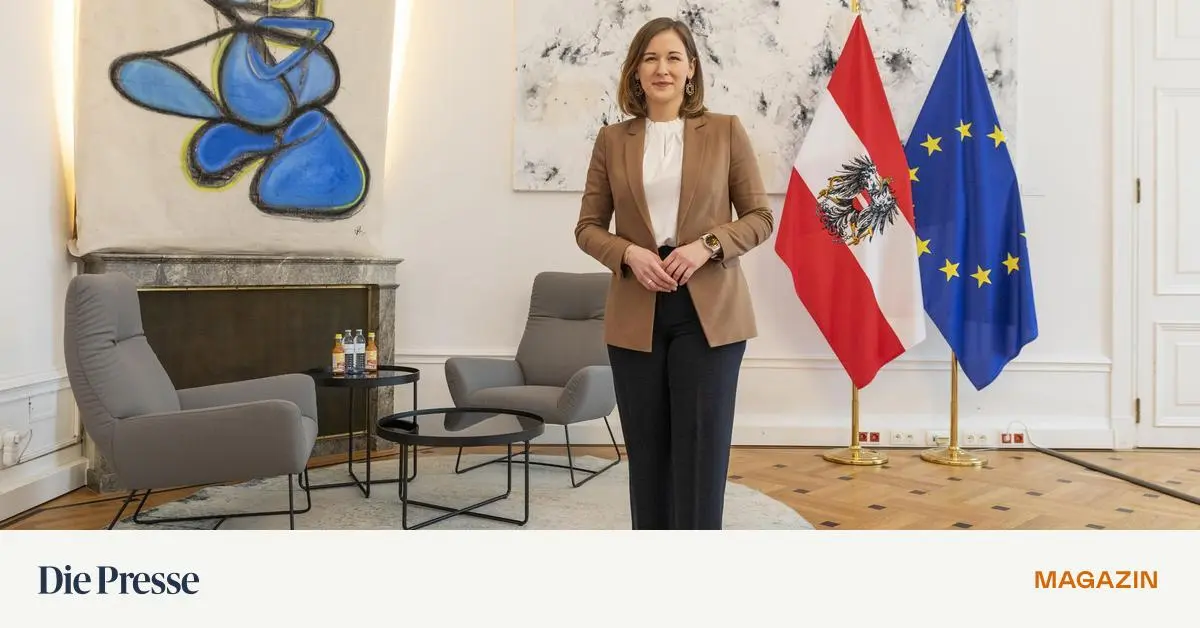 Claudia-Bauer-F-r-mich-kommen-maximal-zw-lf-Monate-Zivildienst-infrage-premium-