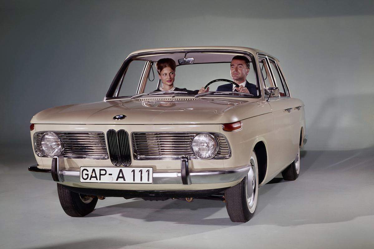 Der Durchbruch gelang dann 1961 mit der "Neuen Klasse". Der Mitteklassewagen BMW 1500 brachte sportliches Fahrverhalten, schnörkelloses Design und eine Palette an verschiedenen Motorisierungen.
