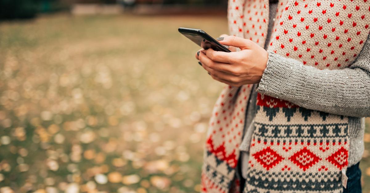 ein-nackter-im-meeting-der-stalker-im-handy-premium