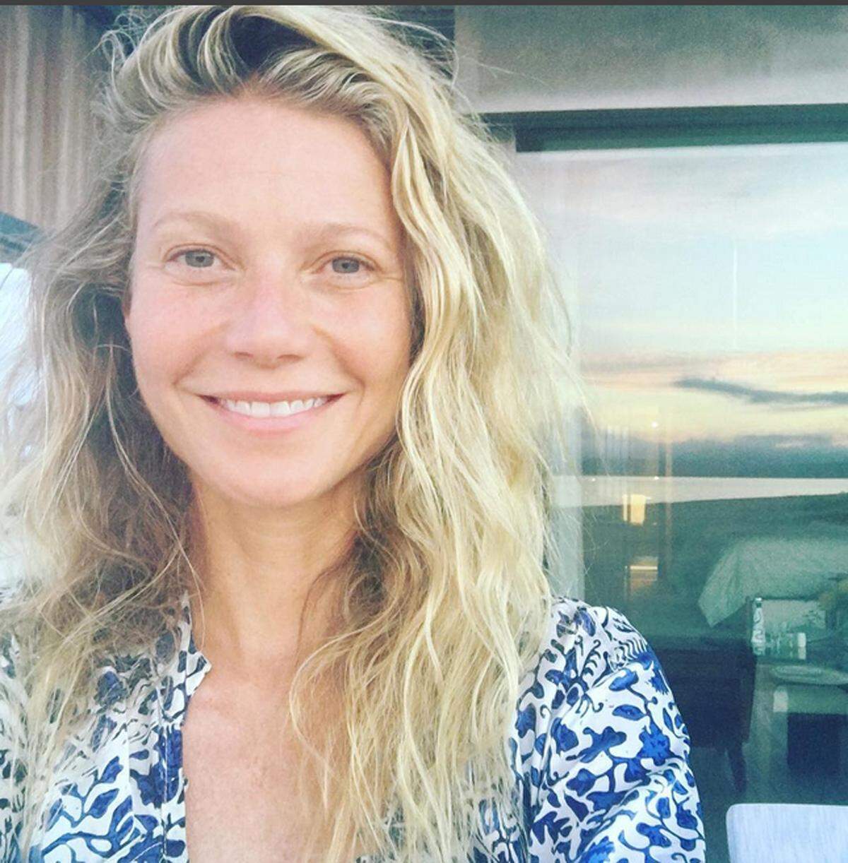 Schauspielerin Gwyneth Paltrow bereut, je mit Botox experimentiert zu haben. Seit Jahren steht sie zu ihren Fältchen und zeigt sich ohne Photoshop und Make-up auch in sozialen Netzwerken.