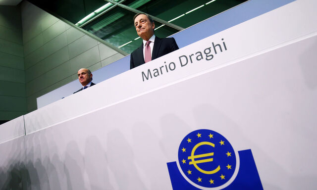 Innerhalb der Notenbank ist der Kurs des scheidenden EZB-Chefs Mario Draghi umstritten.