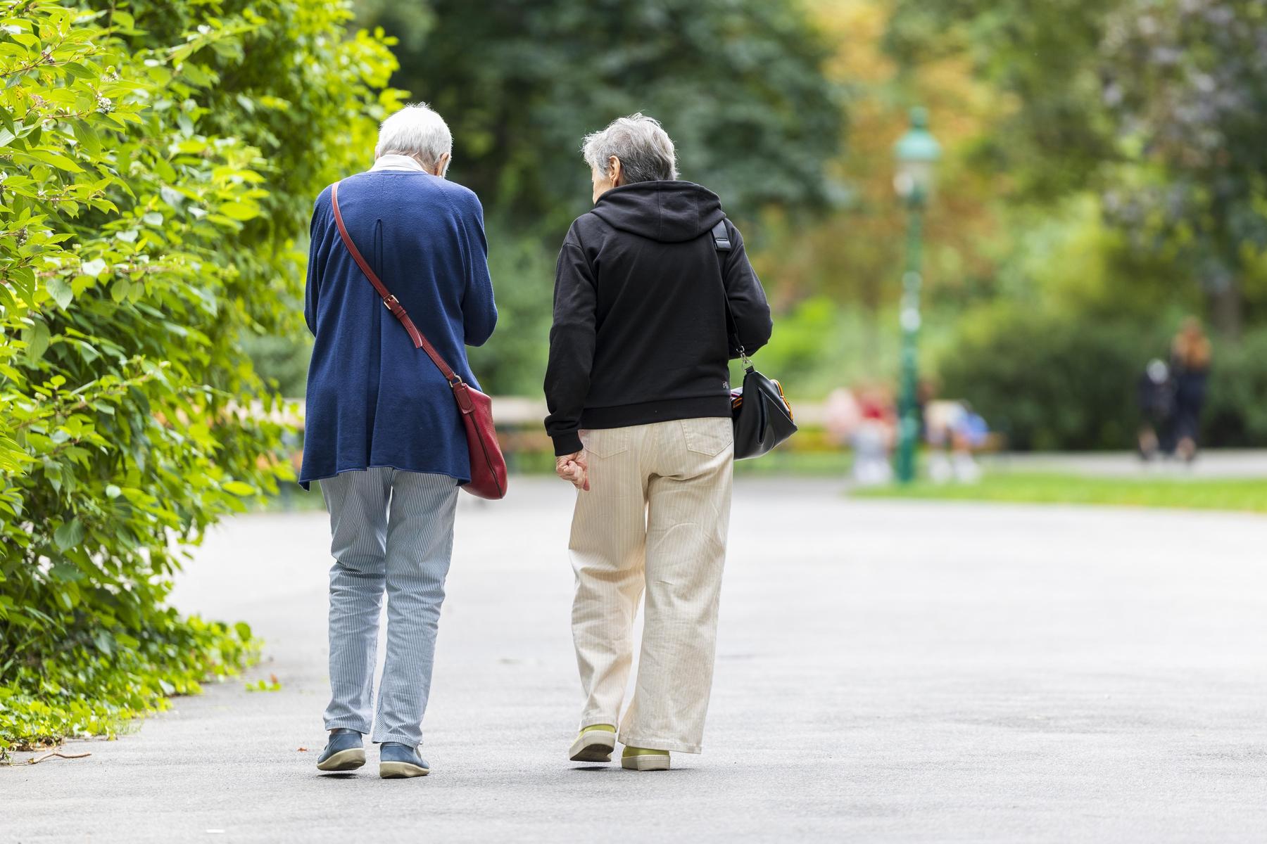 „Vor allem für die Frauen gut“: Grüne, AK und ÖGB erfreut über soziale Staffelung bei Pensionen