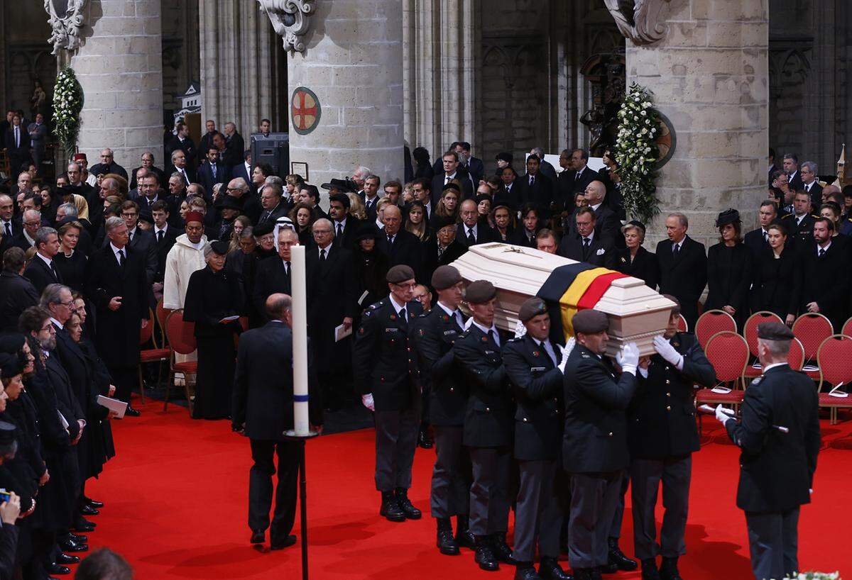 Zuletzt hatte das fortschreitende Alter der greisen Monarchin zugesetzt. Fabiola wirkte zerbrechlich und erschien kaum noch in der Öffentlichkeit - und wenn, dann immer öfter im Rollstuhl.