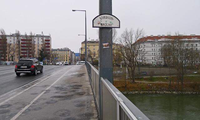 Schlachthausbrücke? Das ist sehr lang her.