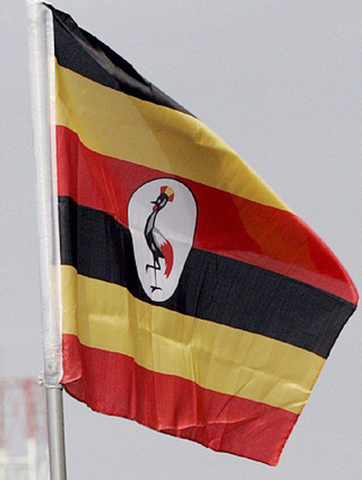 Uganda hatte bereits im März 2004 ein Rauchverbot verhängt, das von der Polizei aber nicht durchgesetzt wird.