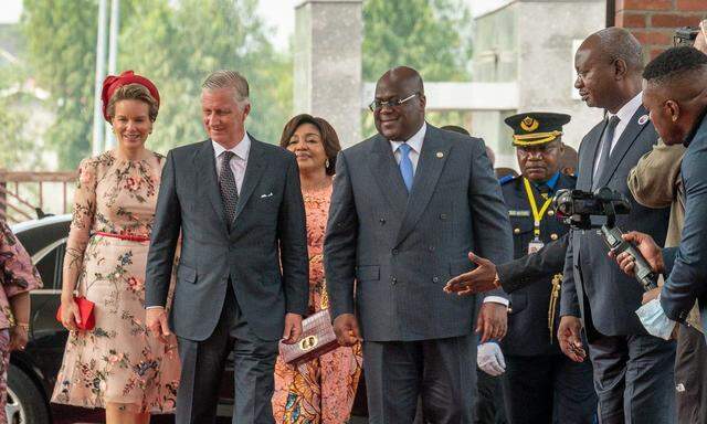 Das belgische Königspaar besucht derzeit den Kongo, zwei Jahre nach dem historischen Eingeständnis der belgischen Kolonialverbrechen. 
