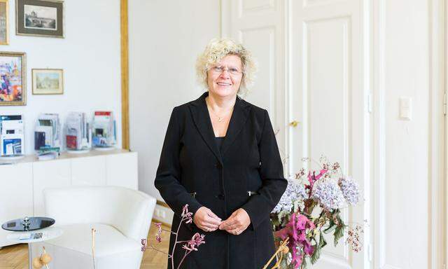 Die TU-Rektorin, Sabine Seidler, ist seit mittlerweile 2011 im Amt und wurde bereits für ihre dritte Periode bis 2023 wiedergewählt.