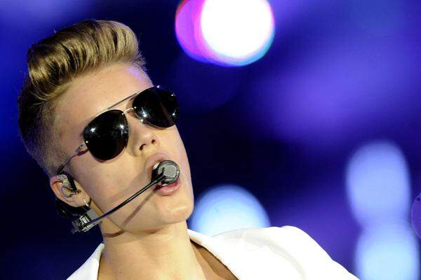Popsänger Justin Bieber hat es wenig überraschend in die Top 10 geschafft: 80 Millionen, Platz sechs.