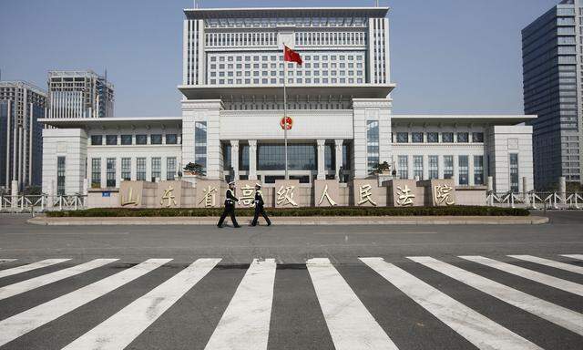 Der Oberste Gerichtshof in der Provinz Shandong. Menschenrechtsorganisationen kritisieren mangelnde Rechtsstaatlichkeit in der Volksrepublik. 