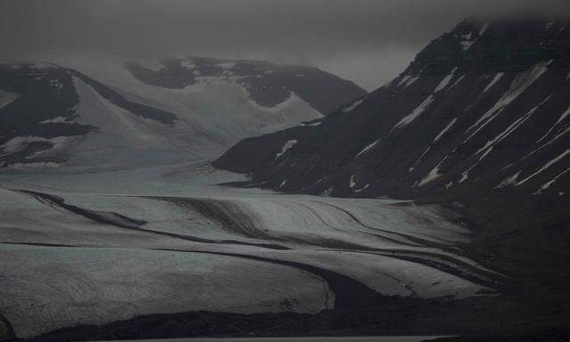 Schmelzende Gletscher - wie hier in Norwegen - gehören zu den Folgen des Klimawandels, die nicht mehr verhindert werden können.
