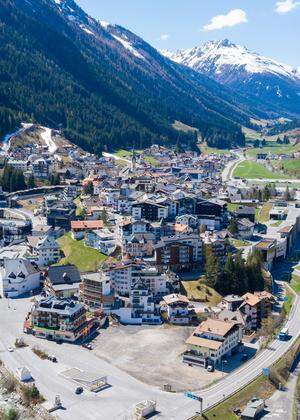 Beim Stichwort Sommerurlaub bremsen die Deutschen, und das auch wegen der Virusdrehscheibe Ischgl, wie „Presse“-Recherchen ergaben.