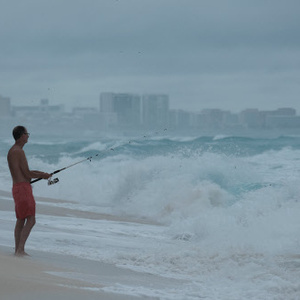 Auch in stürmischen Gewässern kann man fischen.