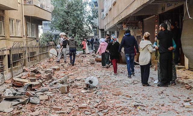Neun Menschen kamen bei einer Explosion in Diyarbakir ums Leben. Ein IS-Anschlag?