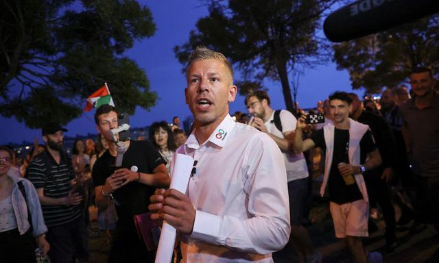 Peter Magya fordert in Ungarn den Premier heraus. Seine Tisza-Partei wird bei den Europawahlen nach Hochrechnungen zweite Kraft.