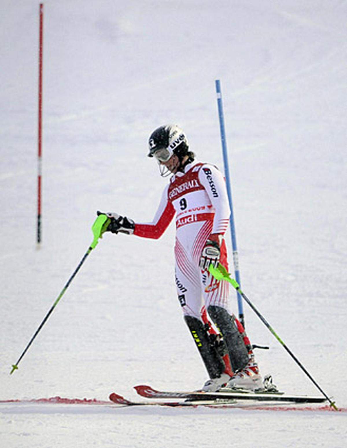 Im entscheidenden Nachtslalom kam es für Österreich noch schlimmer. Zunächst fiel Graf aus, danach erwischte es auch Hirscher (Bild).