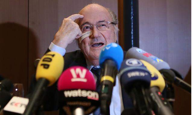 Für acht Jahre gesperrt: Joseph Blatter.