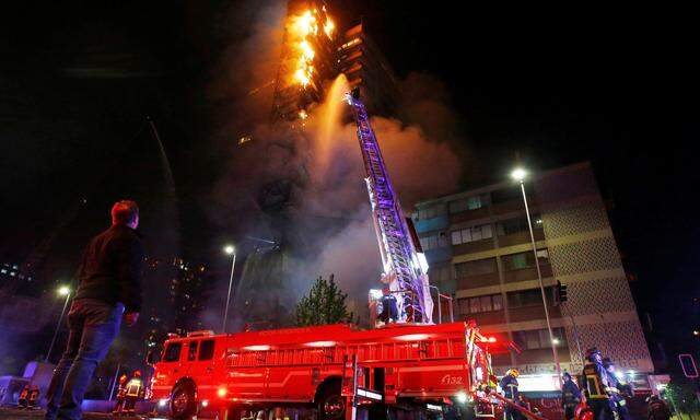 In Santiago kam es zu Brandstiftungen