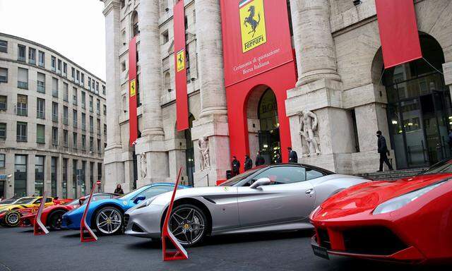 Wer zu wenig Geld für einen echten Ferrari hat, kann auf die Aktie umsteigen.