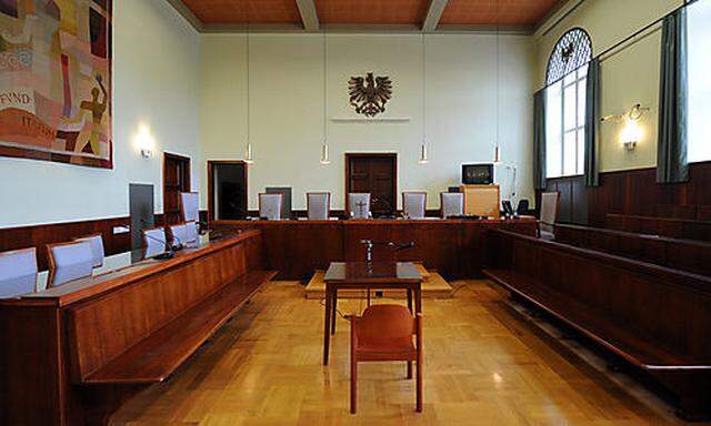 Gericht, Rechtsprechung, Justiz, Gerichtssaal, Landesgericht Wr. Neustadt  Foto: Clemens Fabry