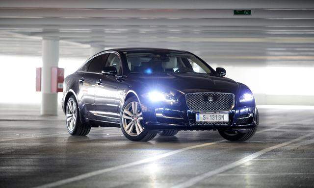 Jaguar XJ