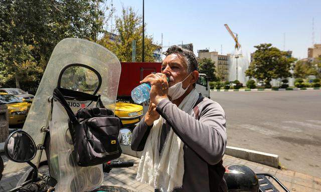Archivbild vom 11. Juli, schon damals rollte eine intensive Hitzewelle über den Iran, hier ein Bild aus der Hauptstadt Teheran.