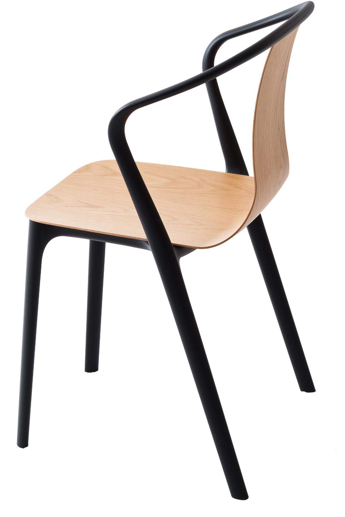 Ein Stuhl wie Paris: „Belleville“ von den Brüdern Bouroullec für Vitra gestaltet. Ein Rahmen, eine Sitzschale. Mehr nicht.