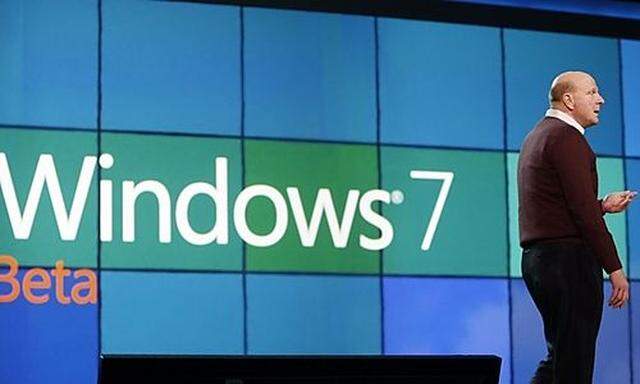 Steve Ballmer präsentiert Windows 7