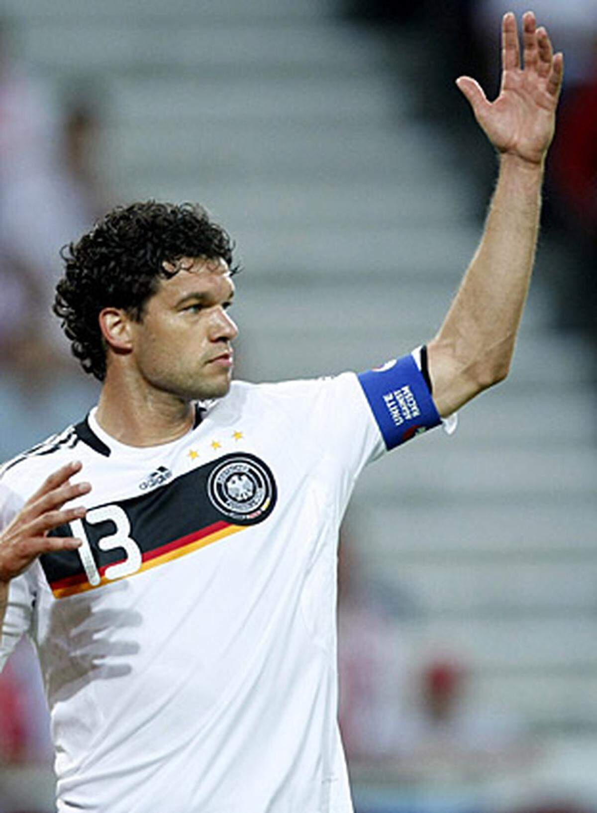 "Ich sehe das genauso. Nur andersrum." Michael Ballack und seine ganz eigene Art der Zustimmung.